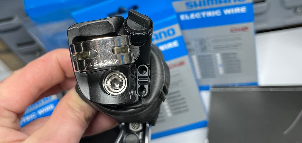Satellite ports on shifters