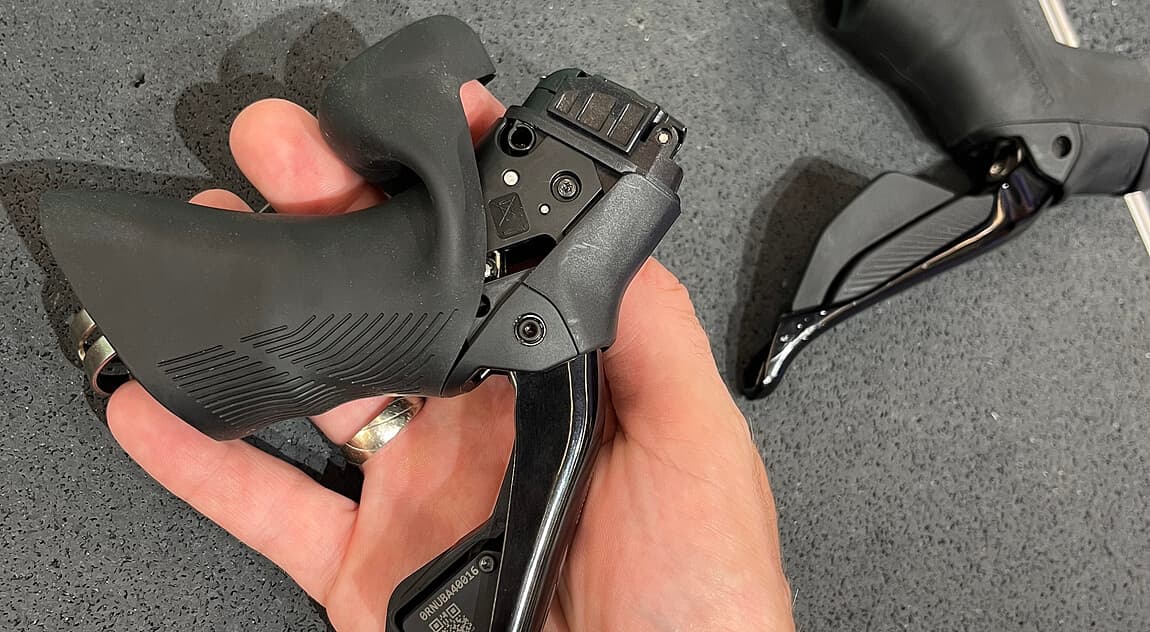 105 shifters also have ports