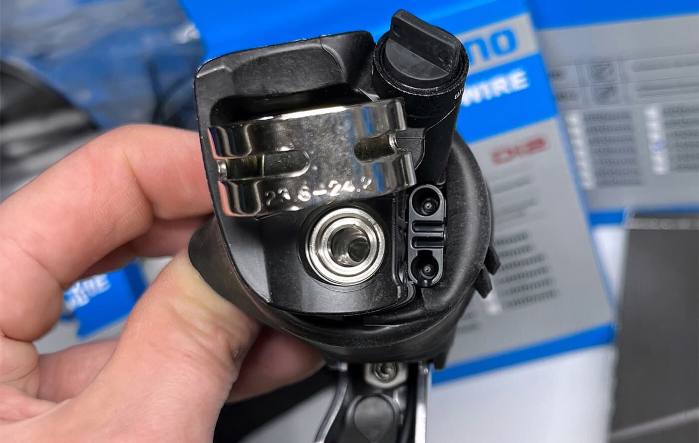 Disc brake shifters have one SD300 port, and one satellite shifter port